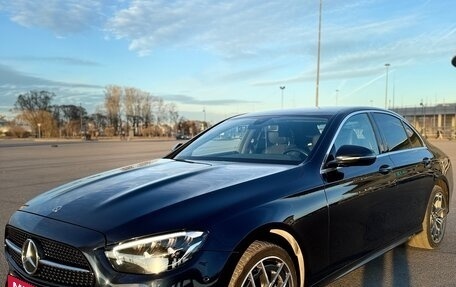 Mercedes-Benz E-Класс, 2020 год, 5 200 000 рублей, 2 фотография