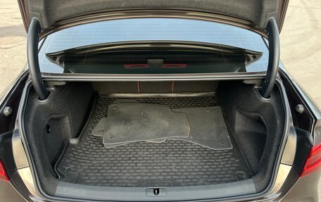 Audi A4, 2016 год, 2 350 000 рублей, 12 фотография