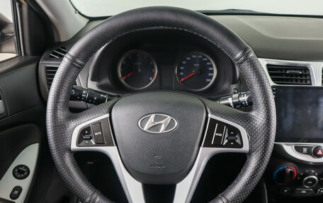 Hyundai Solaris II рестайлинг, 2014 год, 999 000 рублей, 16 фотография