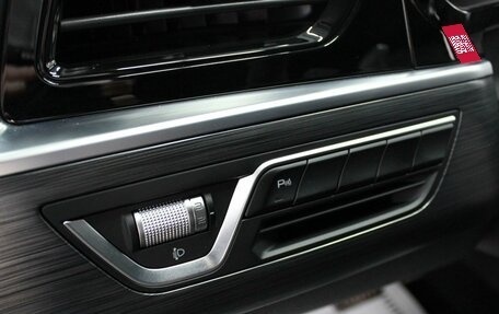 Geely Tugella FY11, 2022 год, 2 540 000 рублей, 21 фотография