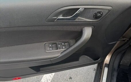 Skoda Yeti I рестайлинг, 2010 год, 700 000 рублей, 3 фотография