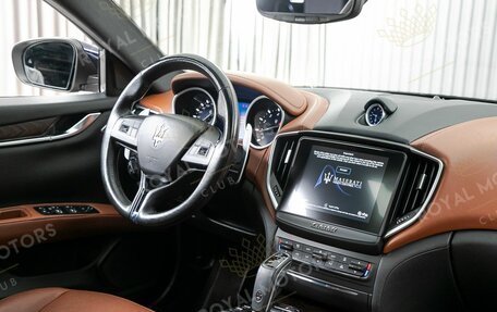 Maserati Ghibli, 2018 год, 4 200 000 рублей, 8 фотография