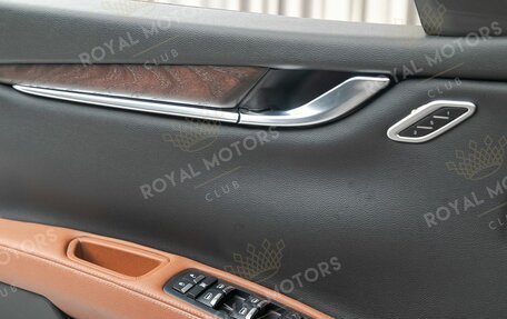 Maserati Ghibli, 2018 год, 4 200 000 рублей, 13 фотография