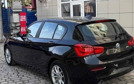 BMW 1 серия, 2018 год, 2 250 000 рублей, 2 фотография