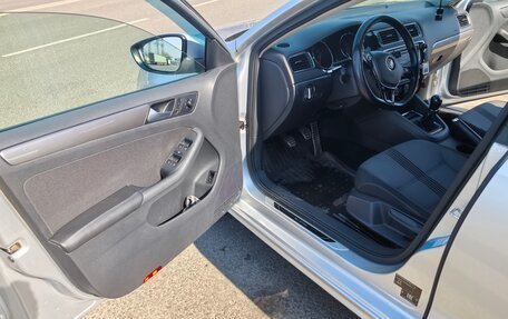 Volkswagen Jetta VI, 2016 год, 1 200 000 рублей, 36 фотография