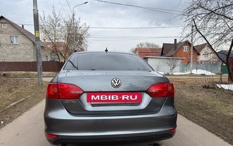 Volkswagen Jetta VI, 2013 год, 990 000 рублей, 5 фотография