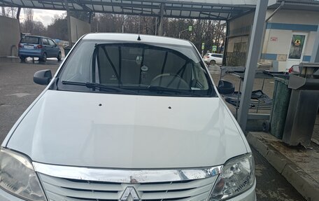 Renault Logan I, 2012 год, 500 000 рублей, 2 фотография