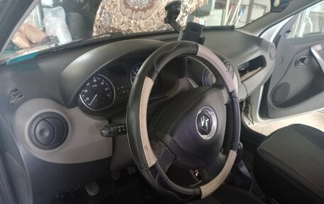 Renault Logan I, 2012 год, 500 000 рублей, 8 фотография