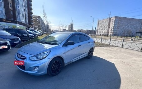 Hyundai Solaris II рестайлинг, 2012 год, 330 000 рублей, 2 фотография