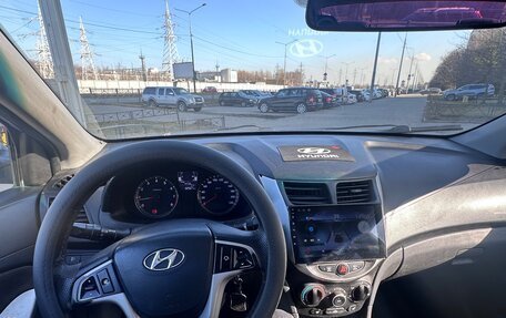 Hyundai Solaris II рестайлинг, 2012 год, 330 000 рублей, 9 фотография