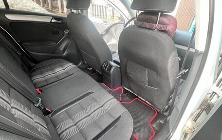 Volkswagen Golf VI, 2012 год, 800 000 рублей, 12 фотография