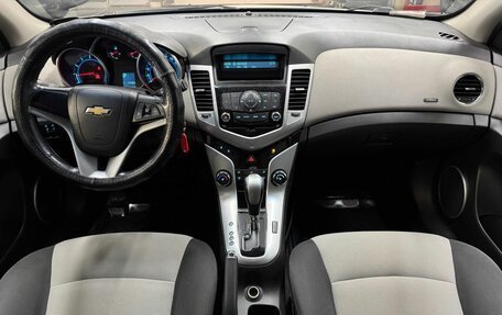 Chevrolet Cruze II, 2012 год, 599 000 рублей, 9 фотография