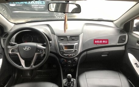 Hyundai Solaris II рестайлинг, 2014 год, 750 000 рублей, 10 фотография