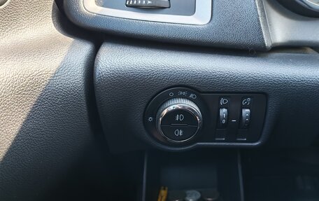 Opel Astra J, 2011 год, 460 000 рублей, 17 фотография