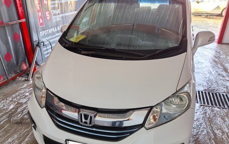 Honda Freed I, 2014 год, 1 299 999 рублей, 4 фотография