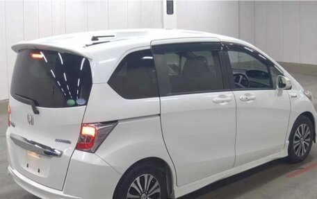 Honda Freed I, 2014 год, 1 299 999 рублей, 12 фотография
