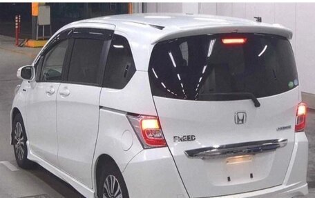 Honda Freed I, 2014 год, 1 299 999 рублей, 9 фотография