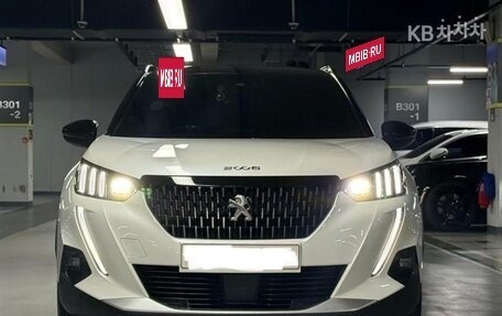 Peugeot 2008 II, 2021 год, 1 730 000 рублей, 2 фотография