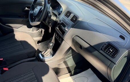 Volkswagen Polo VI (EU Market), 2016 год, 825 000 рублей, 12 фотография