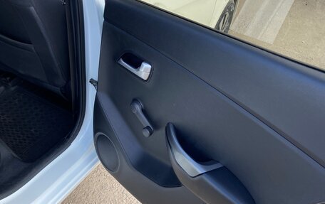 KIA Rio III рестайлинг, 2014 год, 950 000 рублей, 15 фотография