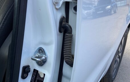 KIA Rio III рестайлинг, 2014 год, 950 000 рублей, 24 фотография