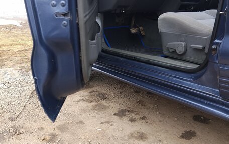 KIA Sportage IV рестайлинг, 2003 год, 200 000 рублей, 11 фотография