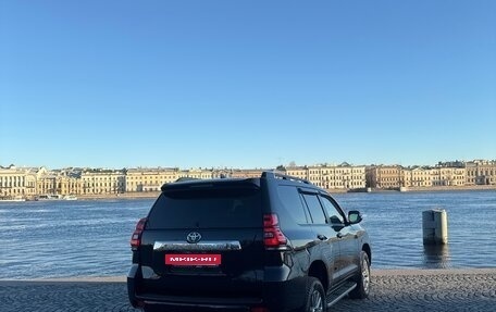 Toyota Land Cruiser Prado 150 рестайлинг 2, 2018 год, 4 590 000 рублей, 7 фотография