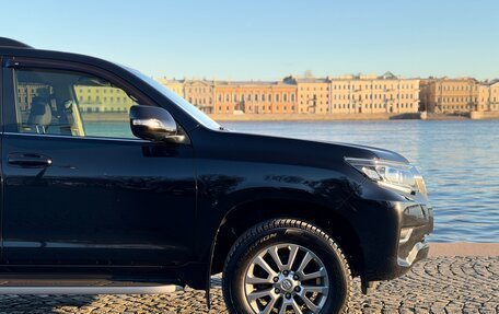 Toyota Land Cruiser Prado 150 рестайлинг 2, 2018 год, 4 590 000 рублей, 11 фотография