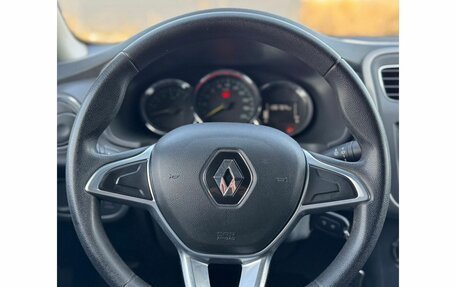 Renault Logan II, 2018 год, 999 000 рублей, 14 фотография