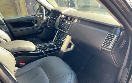 Land Rover Range Rover IV рестайлинг, 2021 год, 8 499 000 рублей, 10 фотография