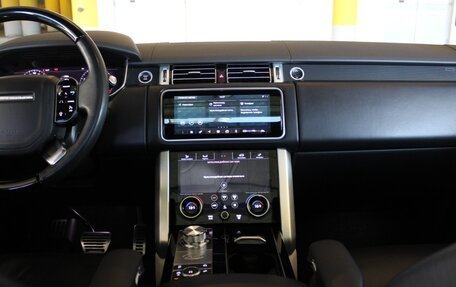 Land Rover Range Rover IV рестайлинг, 2021 год, 10 100 000 рублей, 7 фотография