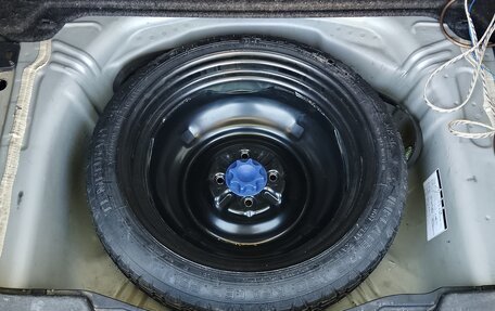 Toyota Ractis I, 2009 год, 520 000 рублей, 6 фотография