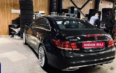 Mercedes-Benz E-Класс, 2014 год, 2 200 000 рублей, 24 фотография