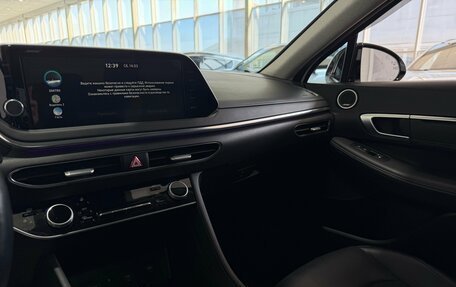 Hyundai Sonata VIII, 2021 год, 3 300 000 рублей, 13 фотография