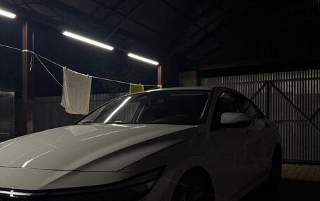 Hyundai Elantra, 2024 год, 2 450 000 рублей, 1 фотография