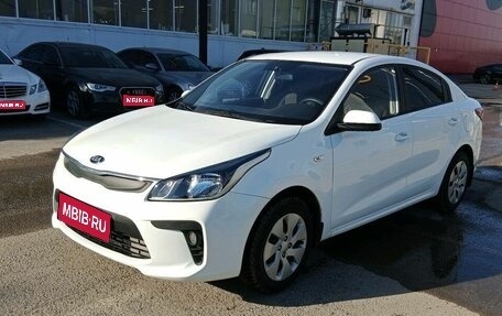 KIA Rio IV, 2018 год, 900 000 рублей, 1 фотография