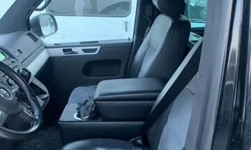 Volkswagen Multivan T5, 2011 год, 2 200 000 рублей, 8 фотография