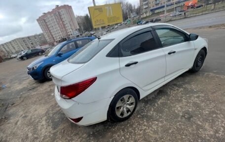 Hyundai Solaris II рестайлинг, 2016 год, 420 000 рублей, 4 фотография