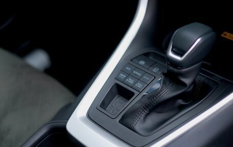 Toyota RAV4, 2025 год, 4 500 000 рублей, 8 фотография