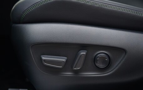 Toyota RAV4, 2025 год, 4 500 000 рублей, 2 фотография