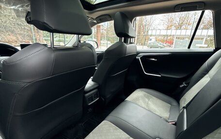 Toyota RAV4, 2025 год, 4 500 000 рублей, 16 фотография