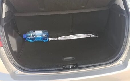 KIA Venga I, 2012 год, 780 000 рублей, 3 фотография