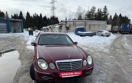 Mercedes-Benz E-Класс, 2004 год, 699 000 рублей, 8 фотография