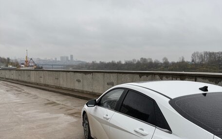 Hyundai Elantra, 2024 год, 2 450 000 рублей, 10 фотография