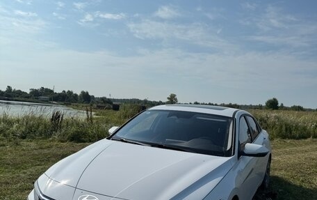 Hyundai Elantra, 2024 год, 2 450 000 рублей, 11 фотография