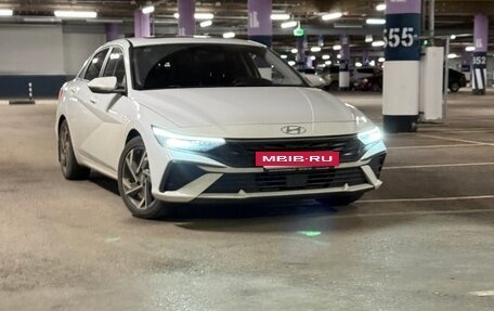 Hyundai Elantra, 2024 год, 2 450 000 рублей, 7 фотография