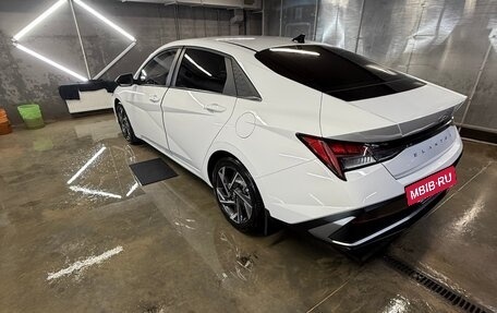 Hyundai Elantra, 2024 год, 2 450 000 рублей, 6 фотография