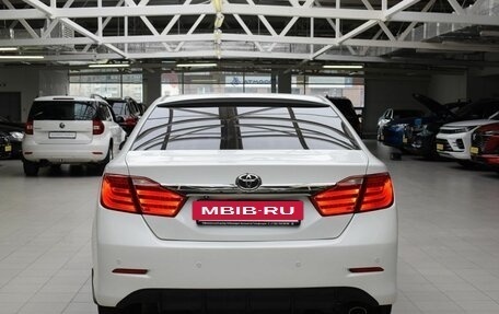 Toyota Camry, 2014 год, 1 890 000 рублей, 6 фотография