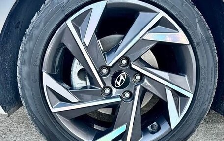 Hyundai Elantra, 2022 год, 1 750 000 рублей, 10 фотография