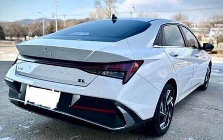 Hyundai Elantra, 2022 год, 1 750 000 рублей, 6 фотография
